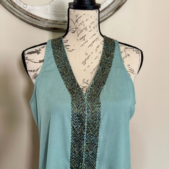 MM COUTURE Elegant Beaded V-Neck Sleeveless Blouse – Aqua Blue Size L - Picture 2 of 4